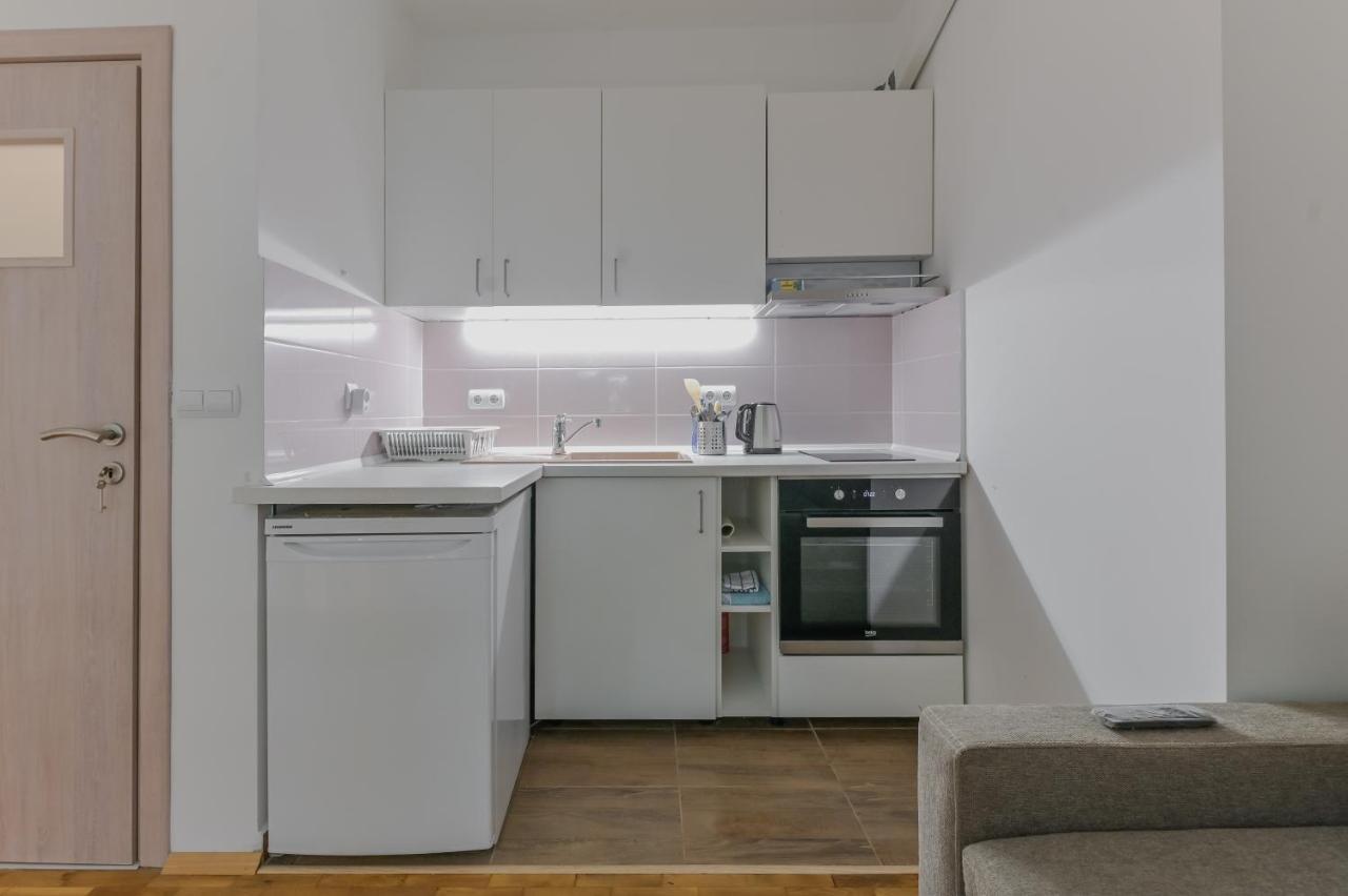 Bright Apartment In The Heart Of The City By Flat Mаnager Sofia Luaran gambar